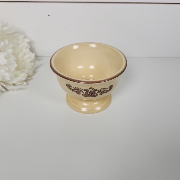 Vintage Pfaltzgraff Village Stoneware Footed Dessert Bowl- Ice Cream Bowl- Cup - Picture 2 of 10